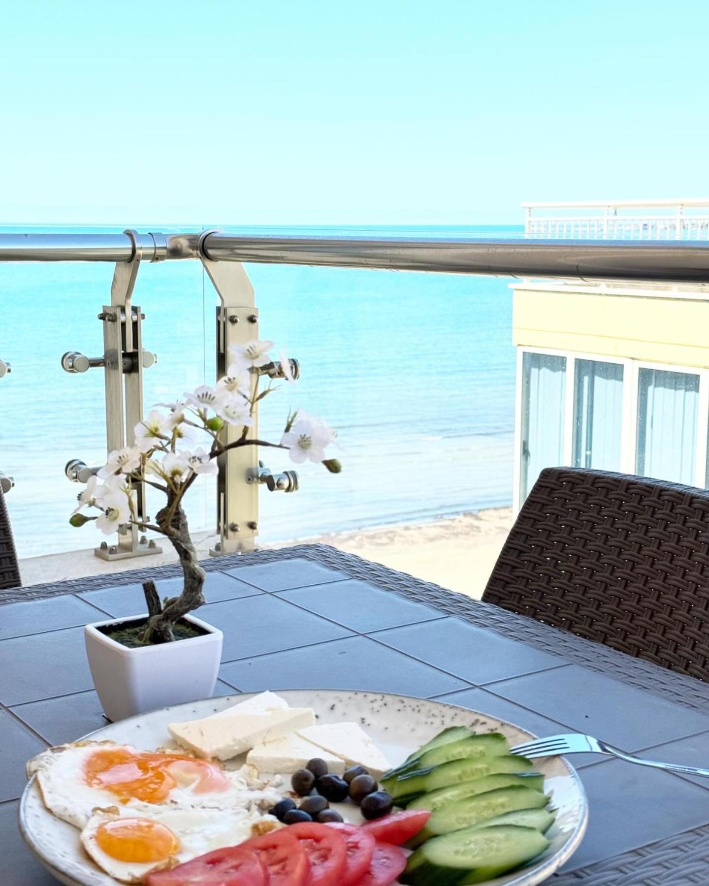 Dyrrah Seaside Apartments Дуррес Экстерьер фото